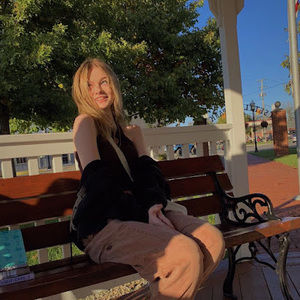 Meet your Posher, Lylliahna